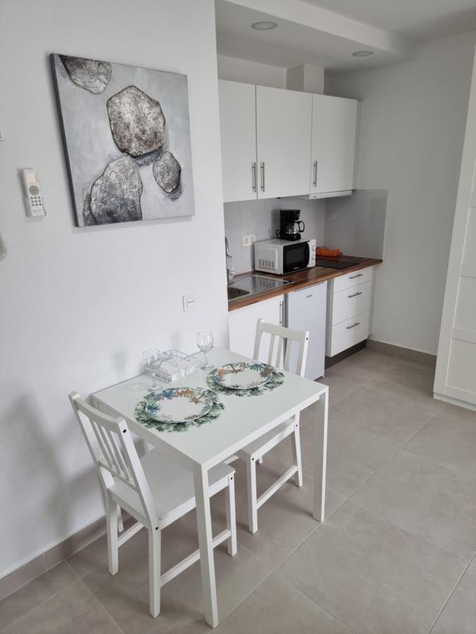 Apartamentos Elemar Free Luggage Storage マラガ エクステリア 写真