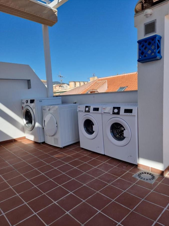 Apartamentos Elemar Free Luggage Storage マラガ エクステリア 写真