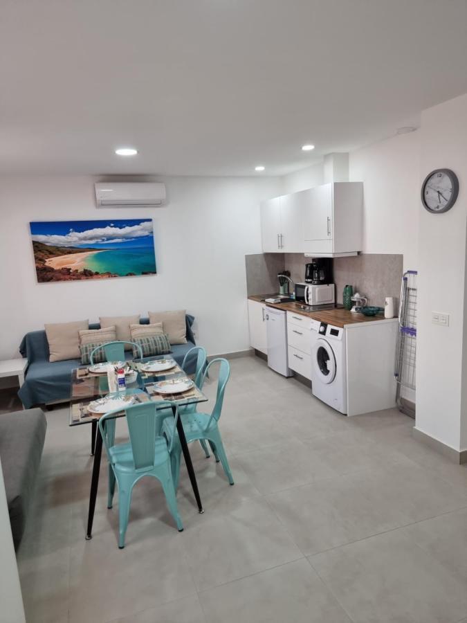 Apartamentos Elemar Free Luggage Storage マラガ エクステリア 写真